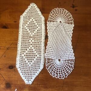 Set of 2 Handmade White Crochet Doily Cotton Oval Diamond Pattern Design Vintage